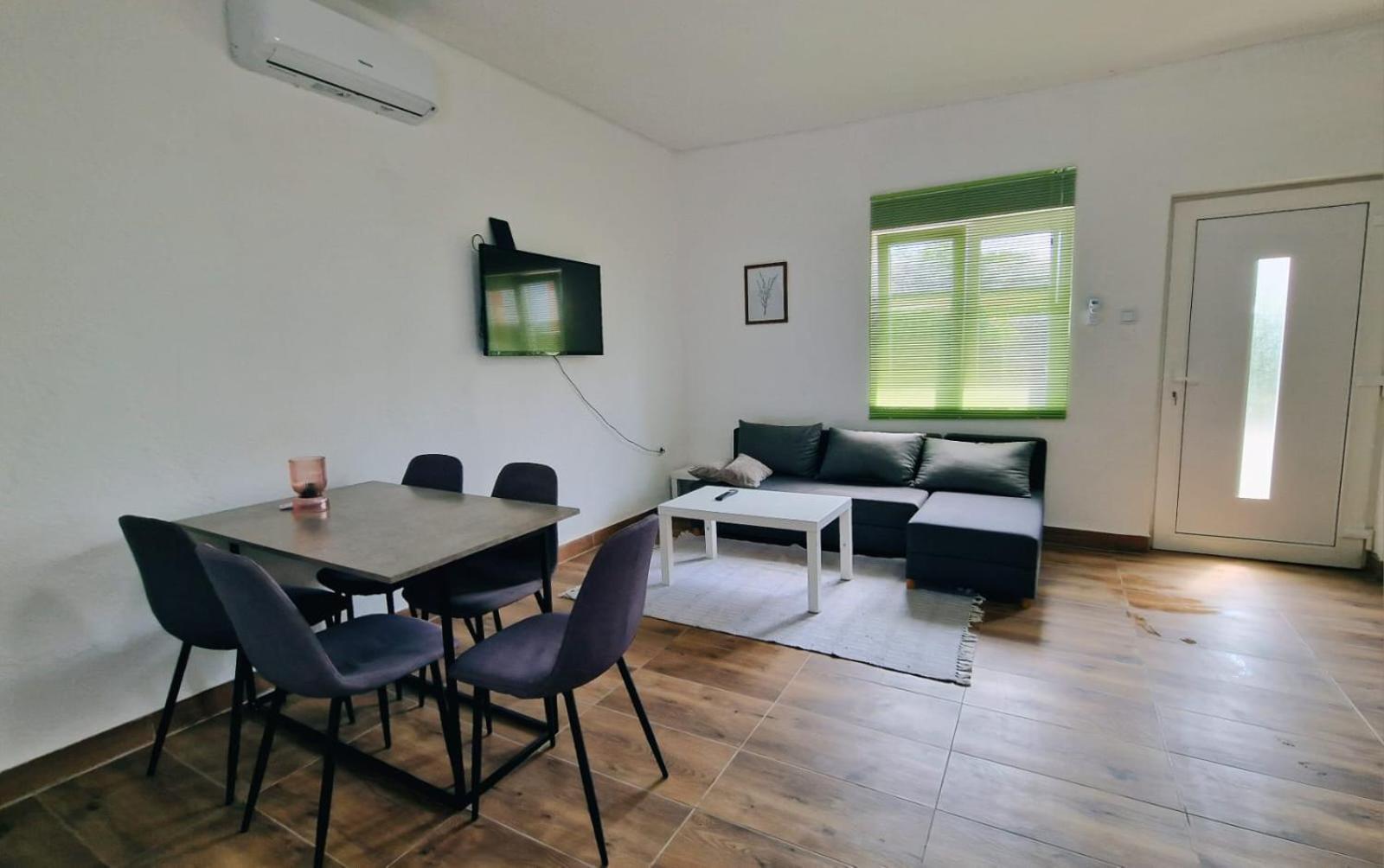 Apartman Lena Tusilovic Экстерьер фото